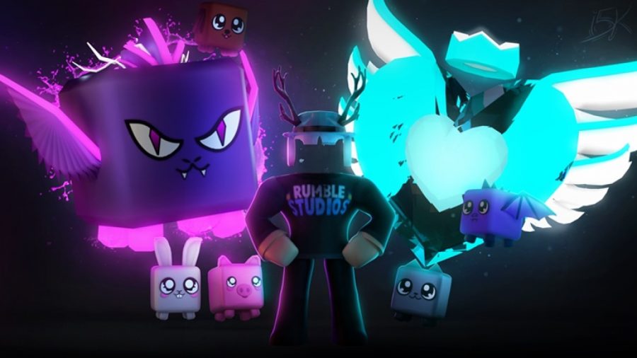 Un avatar de Roblox con un sombrero con cuernos se para frente a algunas mascotas de Bubble Gum Simulator